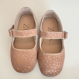 Zara Kids Brown Star Pattern Shoes